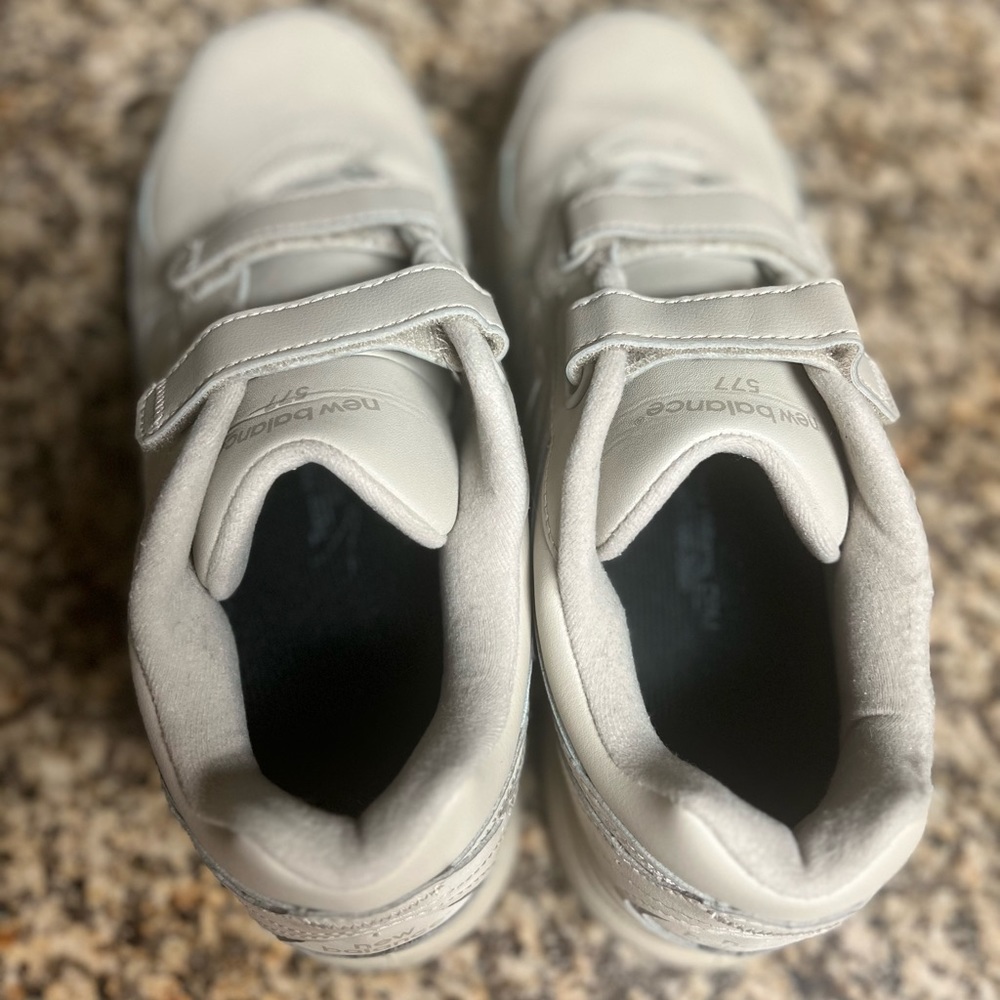 new balance 577 velcro